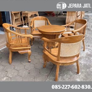 Harga Kursi Betawi 1 Set,Harga kursi betawi Jati Jepara,Kursi Teras Betawi Lenong,harga kursi lenong,kursi betawi lenong,kursi betawi panjang,kursi lenong antik,kursi lenong jepara,kursi teras betawi amerika,Kursi Teras Jati,Kursi Teras Jati Jepara,Kursi Teras Jepara,Kursi Teras Minimalis,Kursi Teras Kayu,Kursi Teras Jati