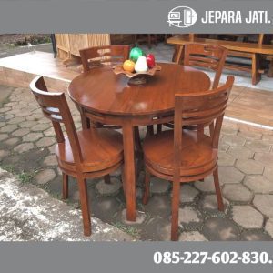 Meja Makan Bulat 4 Kursi, Meja Makan Kaca 4 Kursi, Meja Makan Bundar 4 Kursi, Meja Makan Bundar 6 Kursi, Meja Makan Marmer Bulat 4 Kursi, Meja Makan Retro 4 Kursi, Harga Meja Makan Bulat minimalis 4 Kursi, Meja Makan Bulat Minimalis, Meja makan bulat Informa, Meja makan bulat Kaca, Meja makan bulat kayu, Meja Makan bulat Marmer