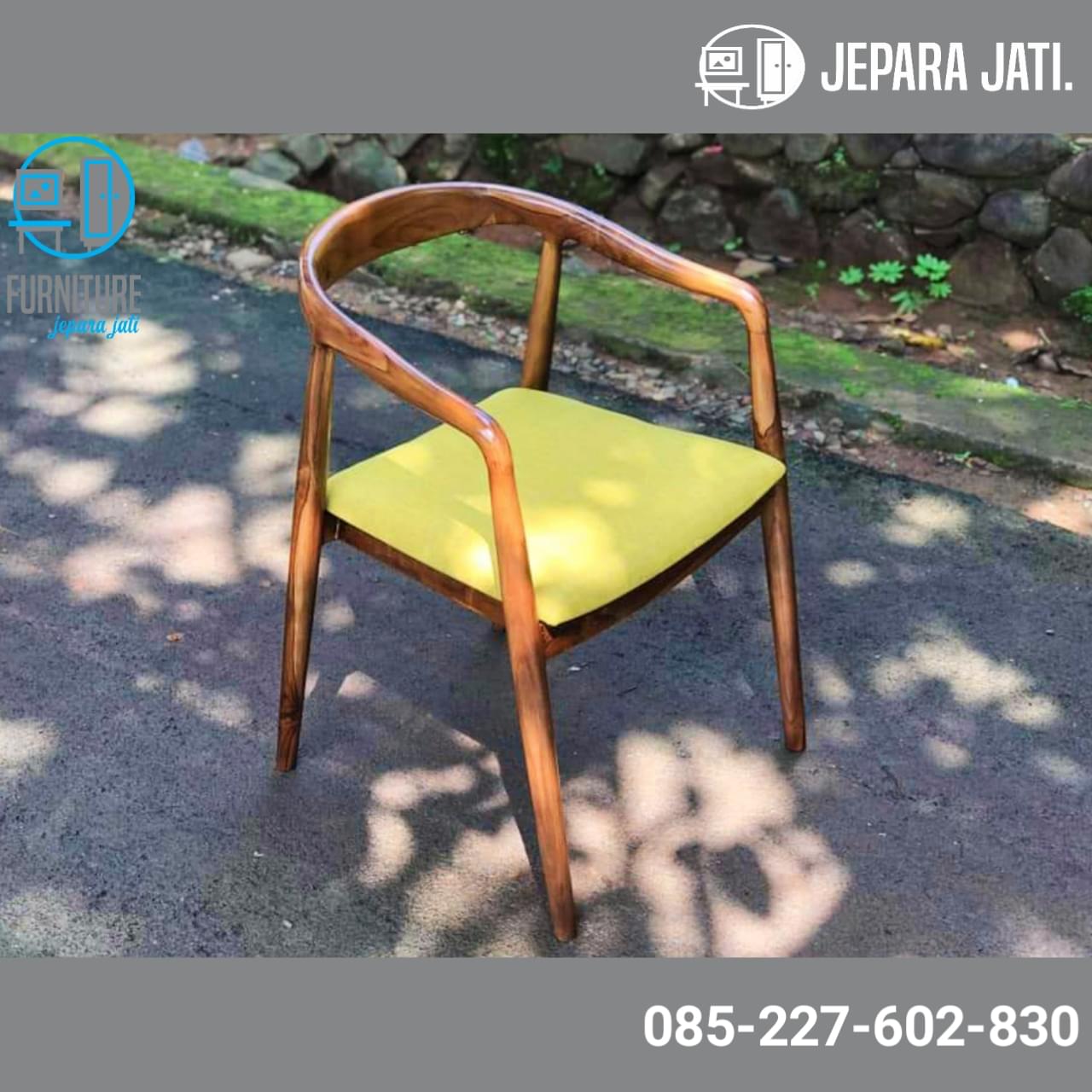 Meja Makan jati Terbaru, meja makan jati kursi 4, meja makan jati minimalis terbaru, harga meja makan jati kursi 6, meja makan jati minimalis 6 kursi, meja makan jati mewah, harga meja makan jati kursi 4, meja makan jepara, meja makan jati, meja makan jati jepara